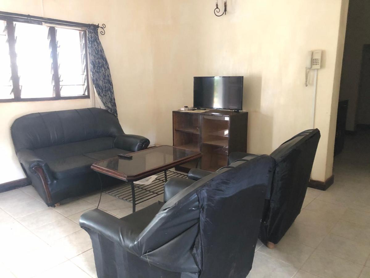 Impala Safari Lodge Voi Dış mekan fotoğraf