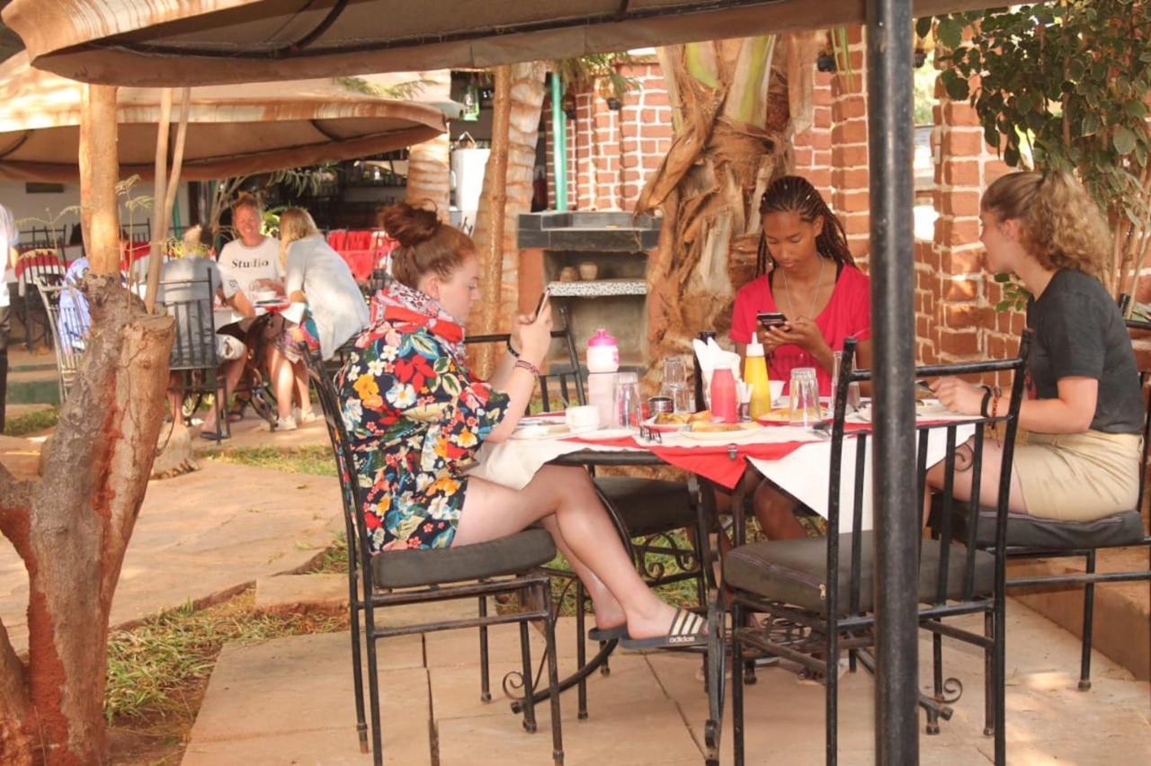 Impala Safari Lodge Voi Dış mekan fotoğraf