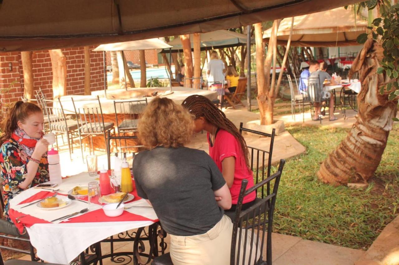 Impala Safari Lodge Voi Dış mekan fotoğraf